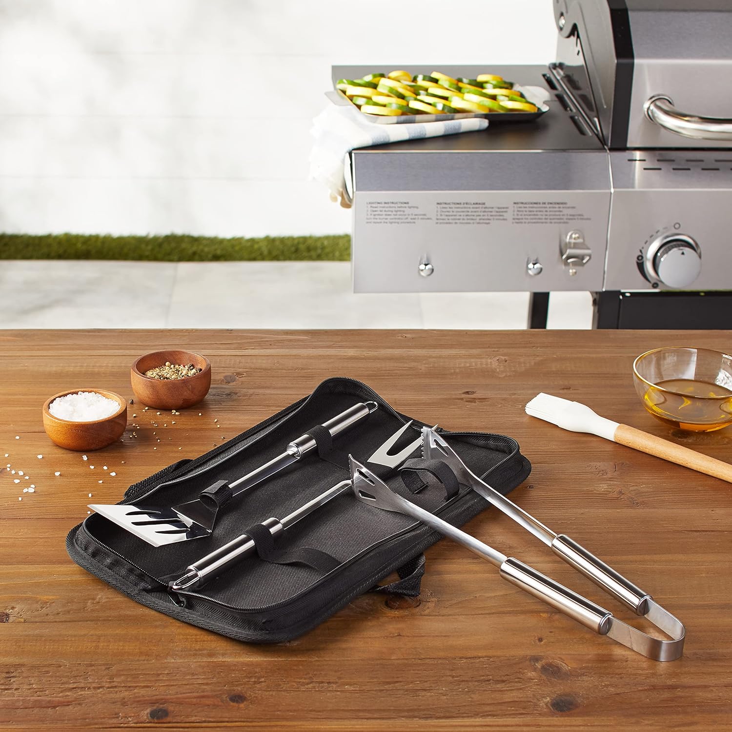 Amazon Basics 4-Piece Stainless Steel BBQ Grilling Tool Set with Carry Bag, Rust-Resistant, Dishwasher Safe - Image 3